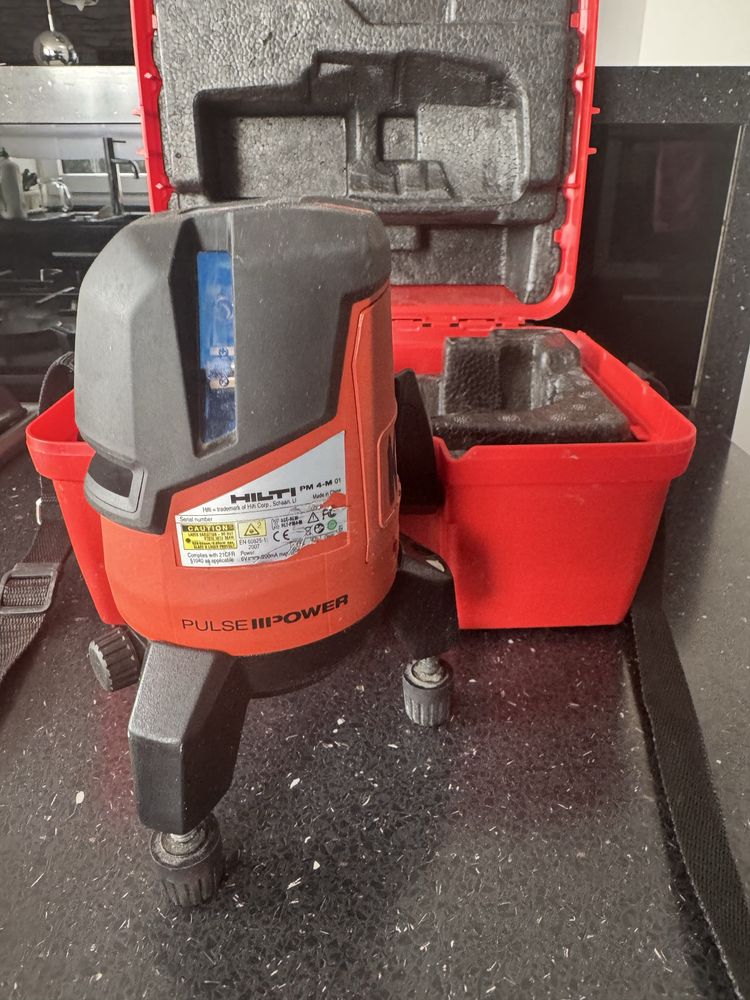 Laser HILTI PM 4-m