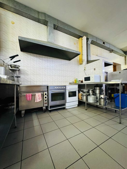 Продаж ресторану, Дрогобич, 533 м.кв., центр міста, БЕЗ КОМІСІЇ,