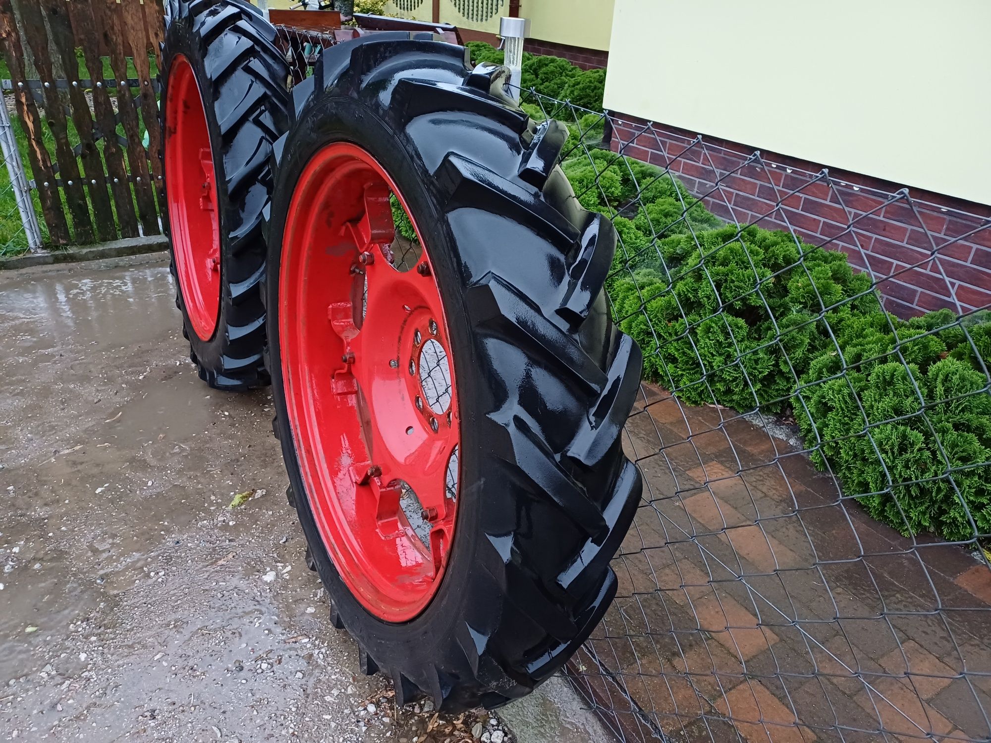 Wąskie koła 9.5 - 36 do międzyrzędzi Ursus C-360, Zetor