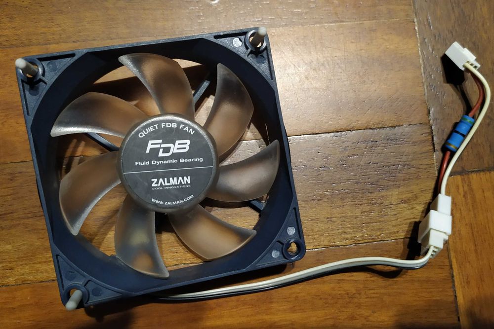 Корпусний кулер (вентилятор) ZALMAN ZP8025AFL