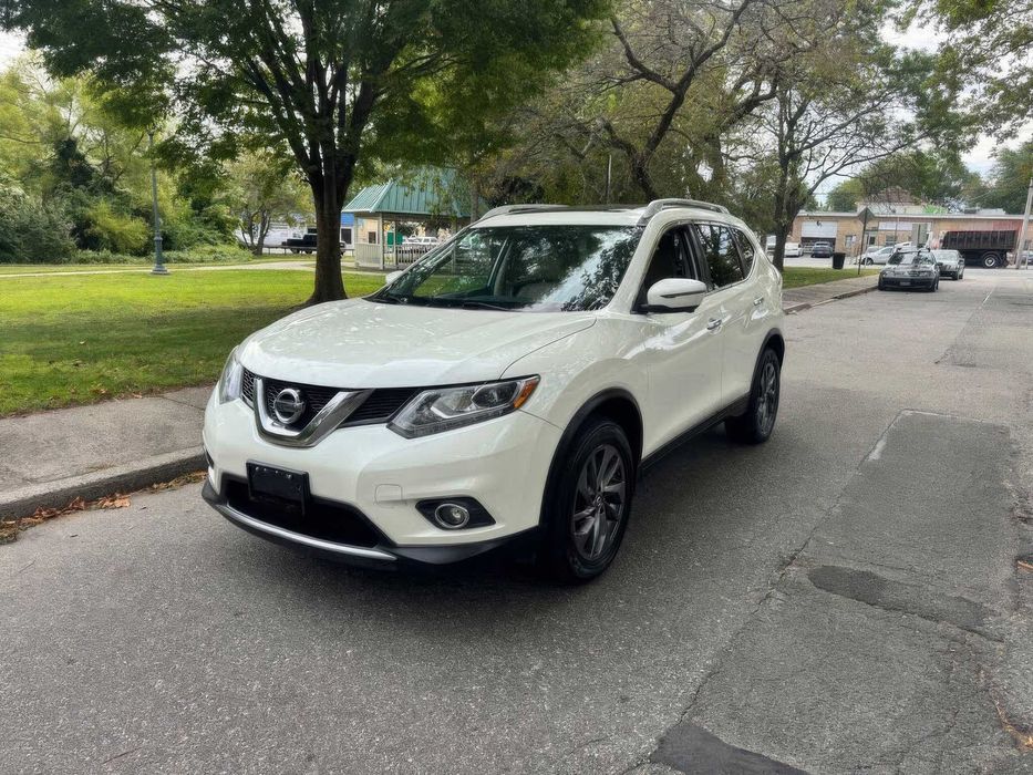 Nissan Rogue SL      2016