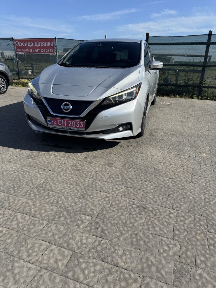 Продам Nissan leaf