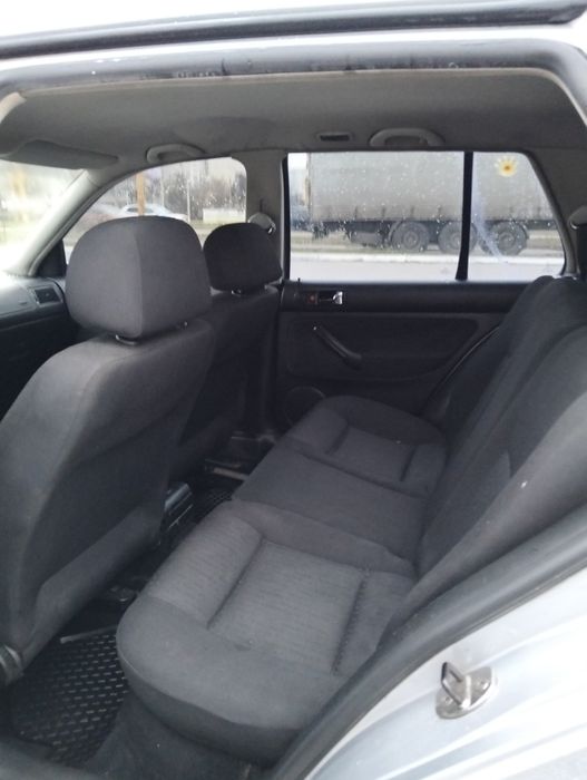 Гольф 4 1.4 16V 2004 року