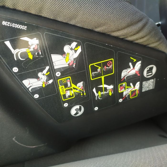 Автокрісло BRITAX ROMER KIDFIX 2 S  Група 2/3 (15-36кг)