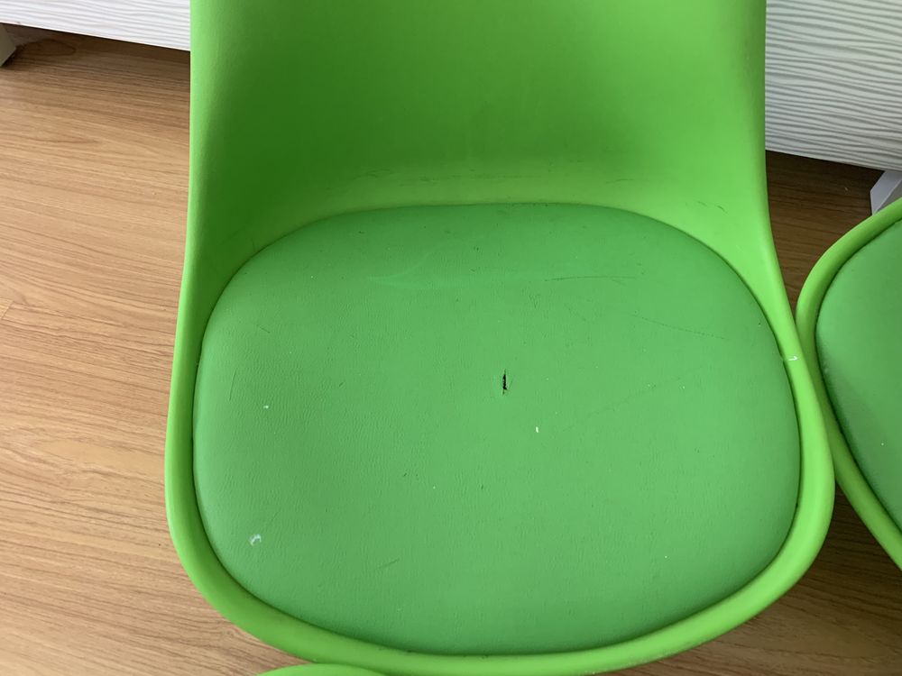 Cadeiras verdes