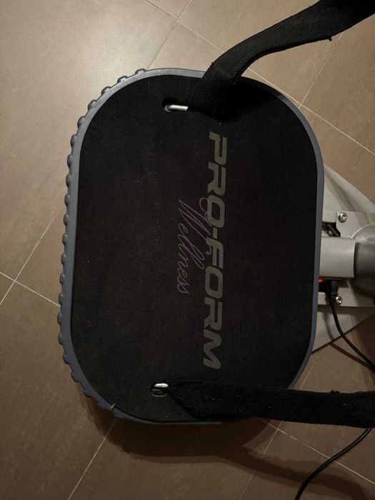 Plataforma Vibratória Pro-Form Wellness