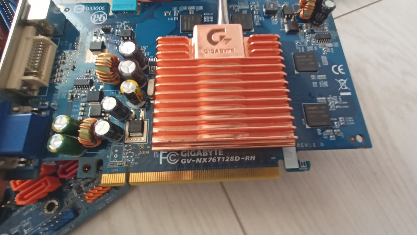 Karta graficzna Zotac GT440 1GB 128BIT DDR5