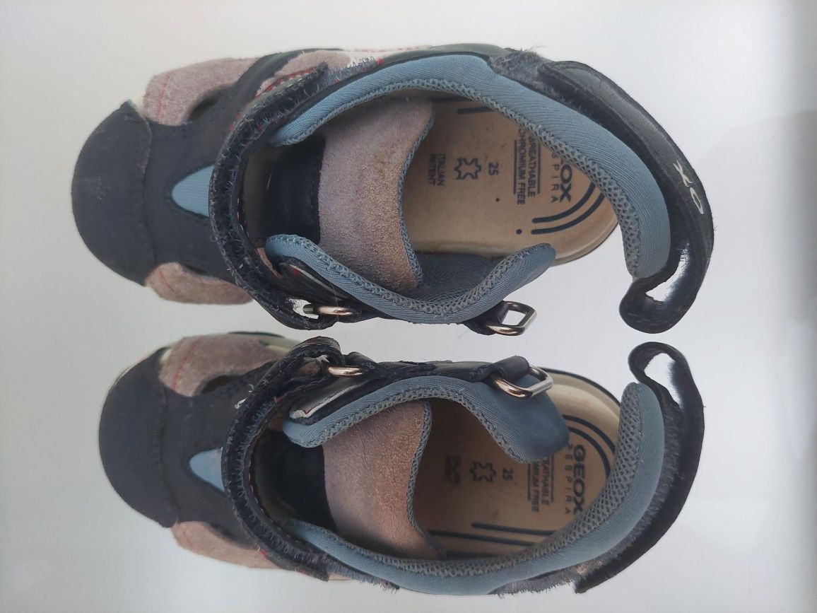 Sandálias Geox N°25