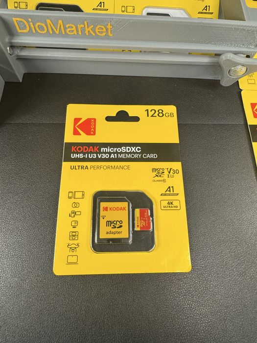 Карта пам'яті Kodak micro SD 64 128Гб з адаптером