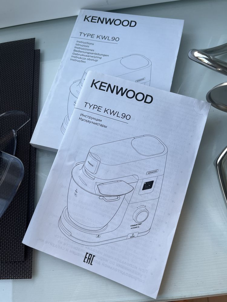 Кухонний комбайн Kenwood KWL90