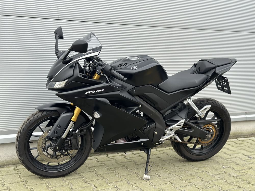 Yamaha YZF R125 z 2020r Niemcy ksiazki nie rs125 ninja 125 gsxr 125 mt