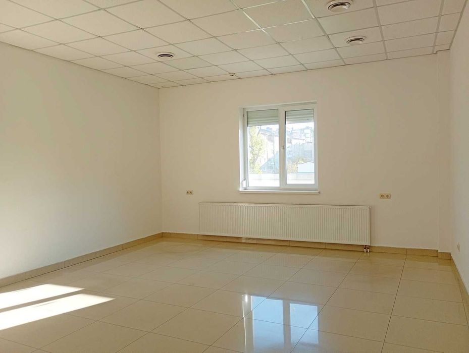 Центр! Офіс ТОП-класу (окремий поверх), 360 кв/м, вул.Тичини