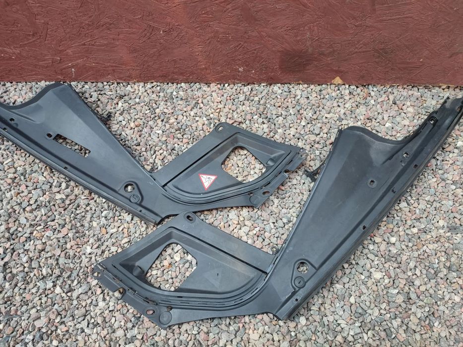 BMW F11 / F10 / F11N / F10N ORYGINALNA OSŁONA KOMORY SILNIKA LEWA / PRAWA / OBUDOWA KOMORY SILNIKA O NR. 7 019 804 / 7 019 803 OEM W BARDZO DOBRYM STANIE