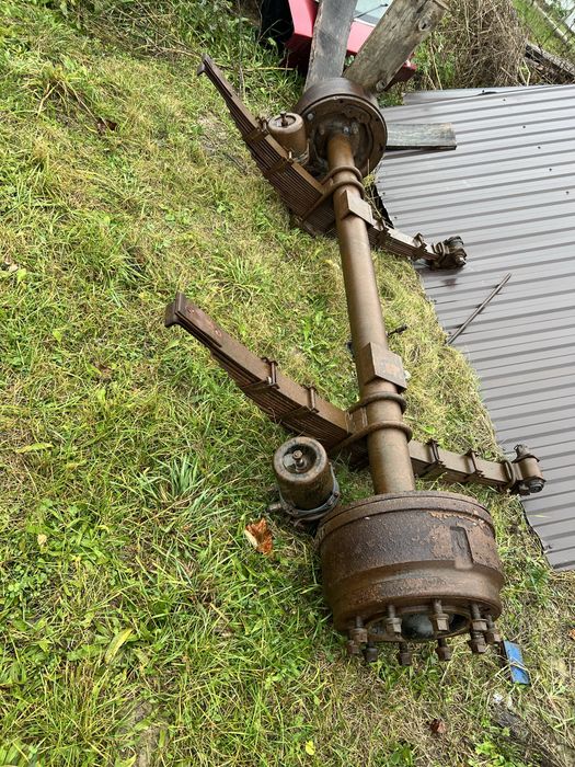 Вісь для причепа автовоза 10 болтів барабан в зборі