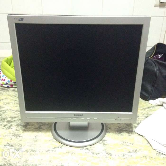 Monitor TFT 17 Philips