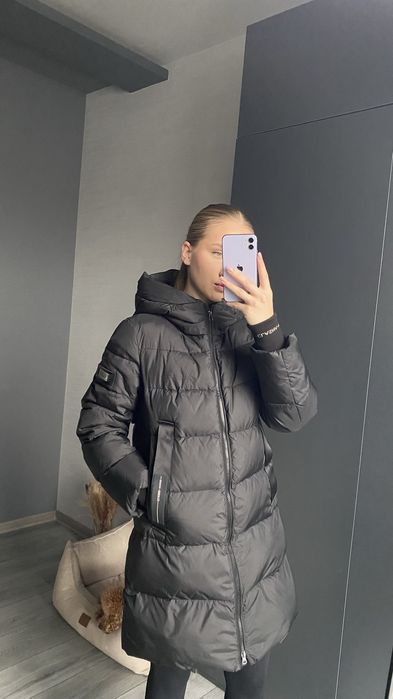 Зимовий пуховик clasna