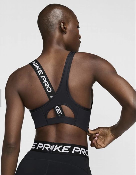 Жіночий топ nike pro