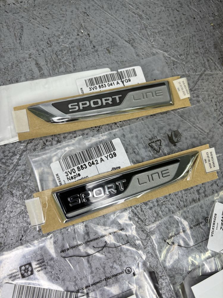 Логотип шильдик наклейка Skoda Superb L&K | Sport Line | Original