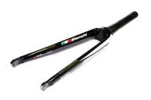 Karbonowy widelec szosowy carbon BIANCHI tapered 1,5" 366 g fullcarbon