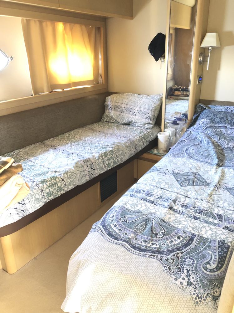 Яхта Princess 50