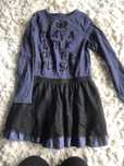 Vendo dois vestidos de menina 6anos