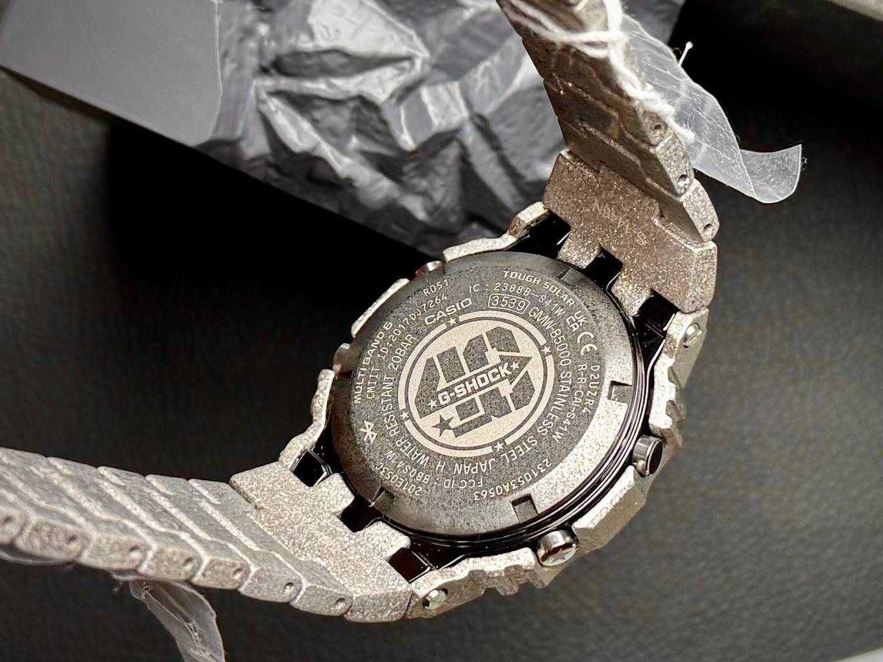 Casio G-Shock  40th Anniversary RECRYSTALLIZED GMW-B5000PS-1JR (JDM)