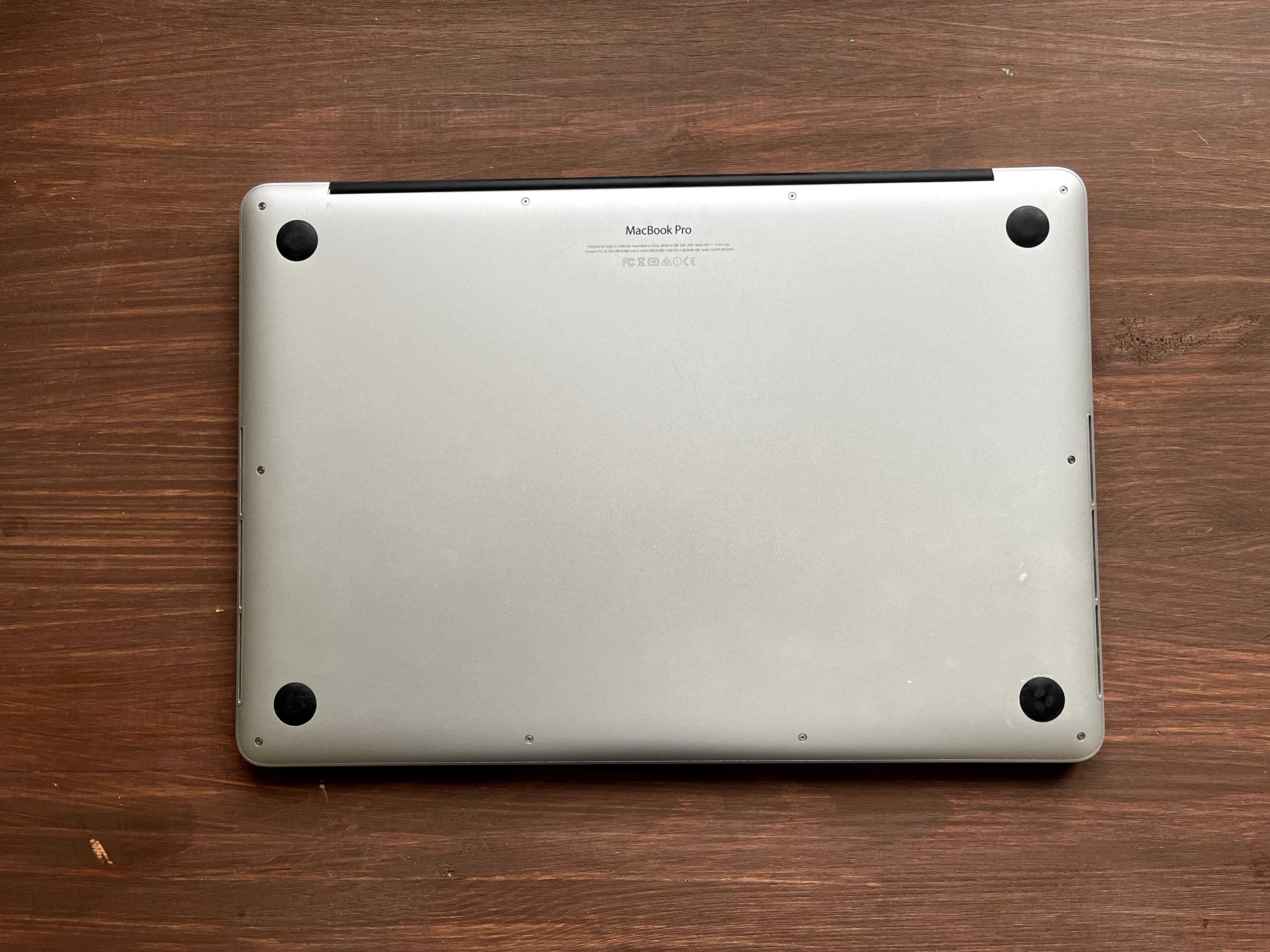 Macbook Pro 15.6/16 2015 I7|16|256 Макбук в хорошому стані