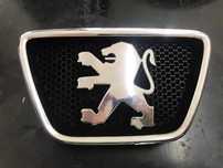 Material Peugeot 106 novo e usado