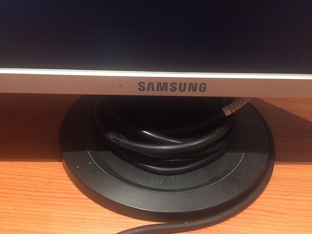 Monitor Samsung sync master 920NW