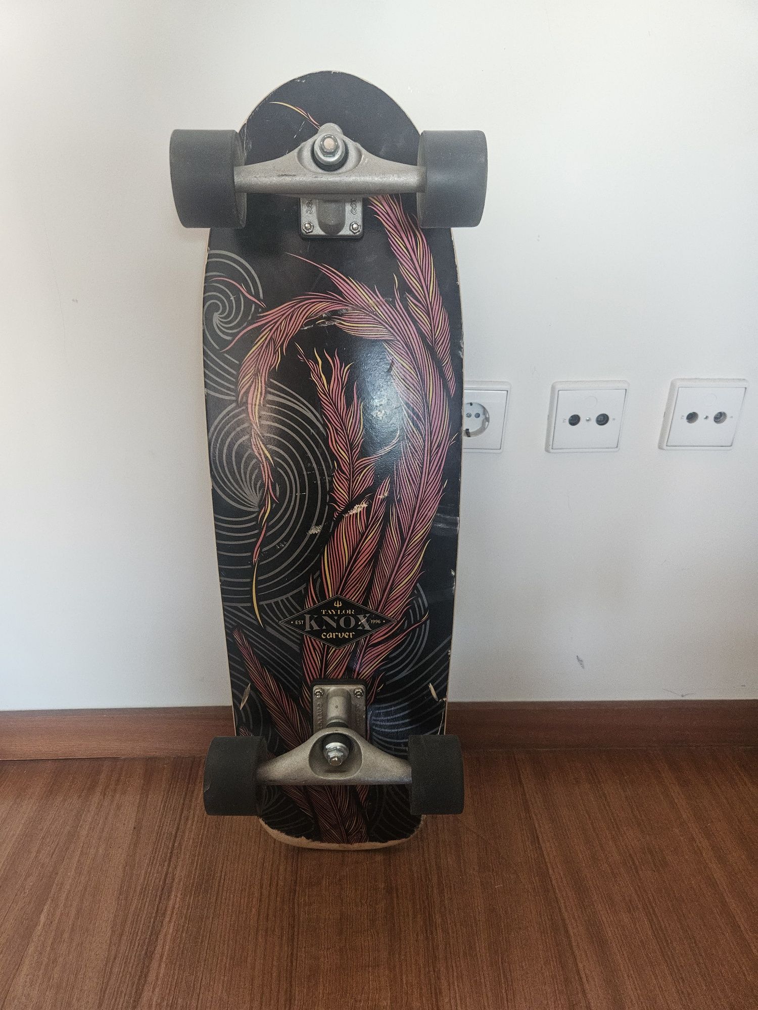 Skate Carver Taylor Knox