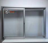 Okno aluminiowe podawcze kasowe przesuwne w bok