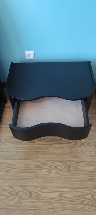 Vende se cama de casal 150x195 cor preto