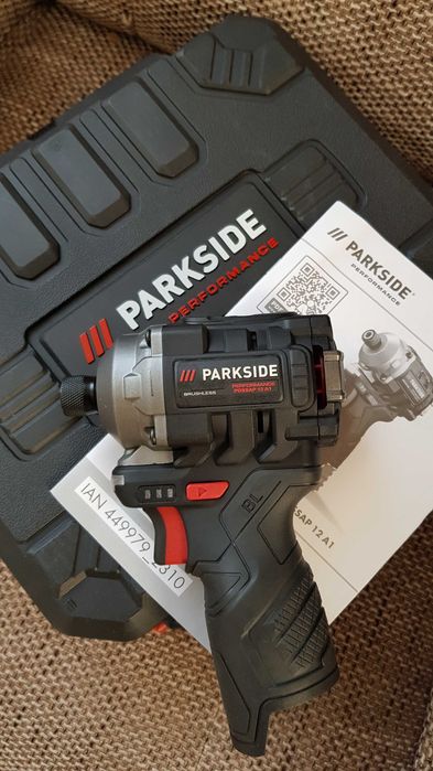 Klucz Udarowy / Zakrętarka 12V Parkside Performance