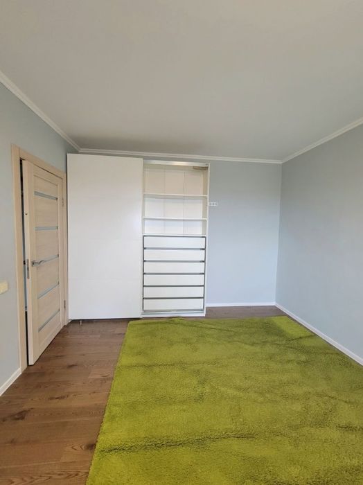 Продам 1 комнатную Чешку на Победе