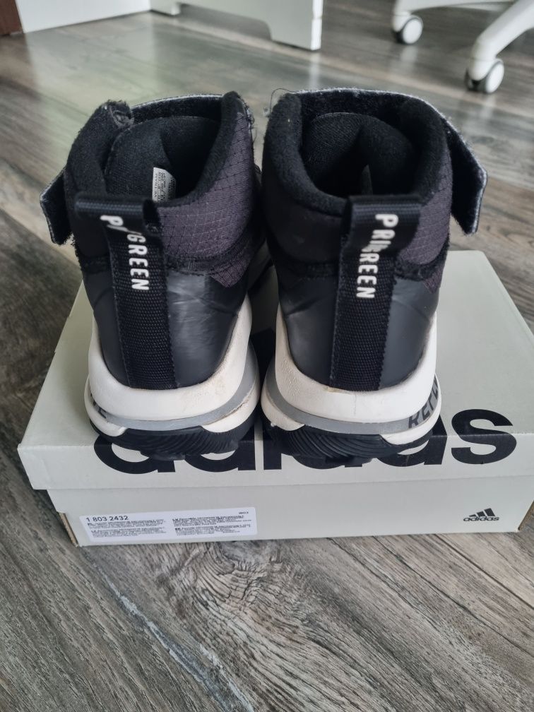 Czarne buty Adidas