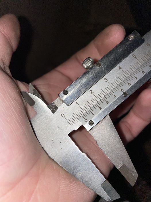 Bridgestone blizzak alenza dm-v2 225/70/16