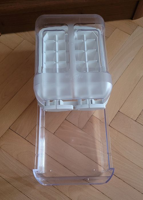 Uniwersalna kostkarka do lodu Whirlpool