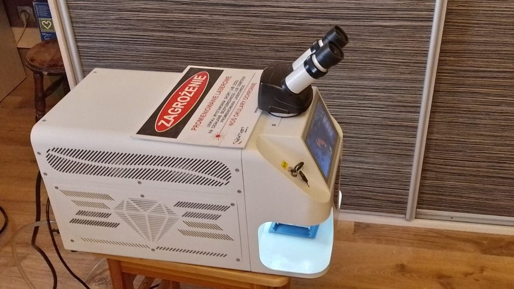 Laserowa spawarka smart laser Nd: YAG . 60W