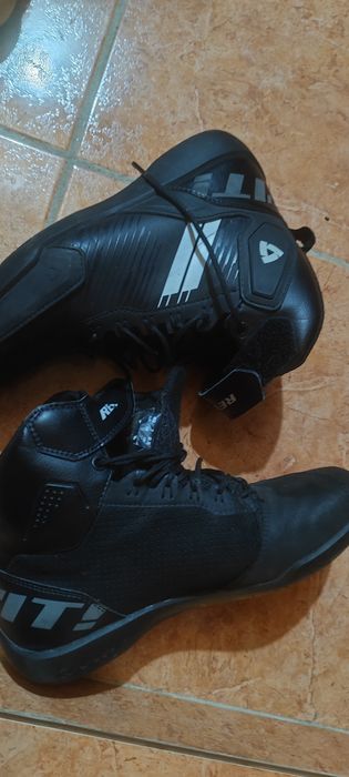 Sapatilhas mota revit como novas