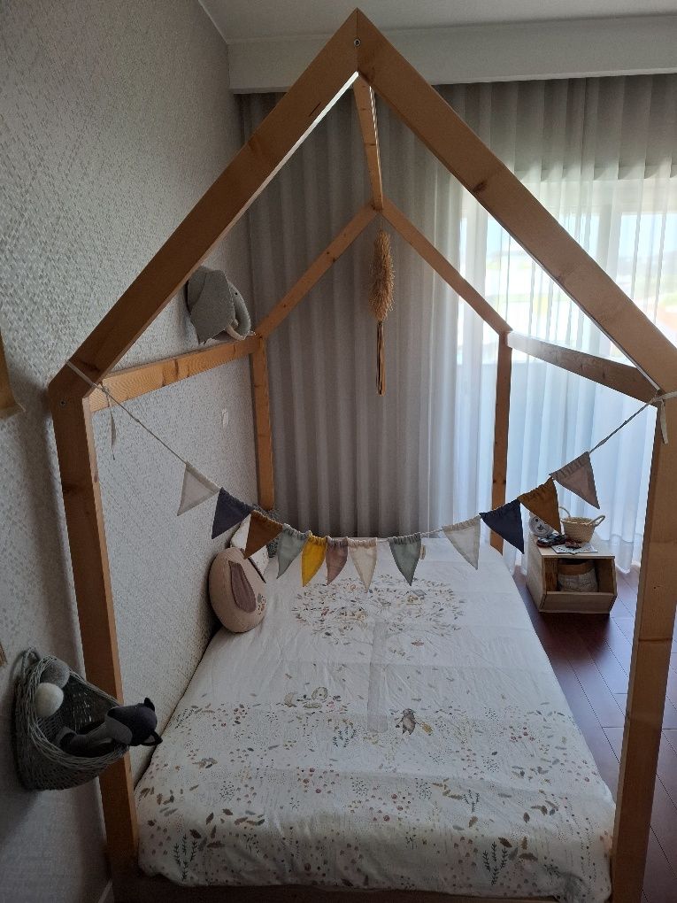 Cama de criança forma de "Casa"