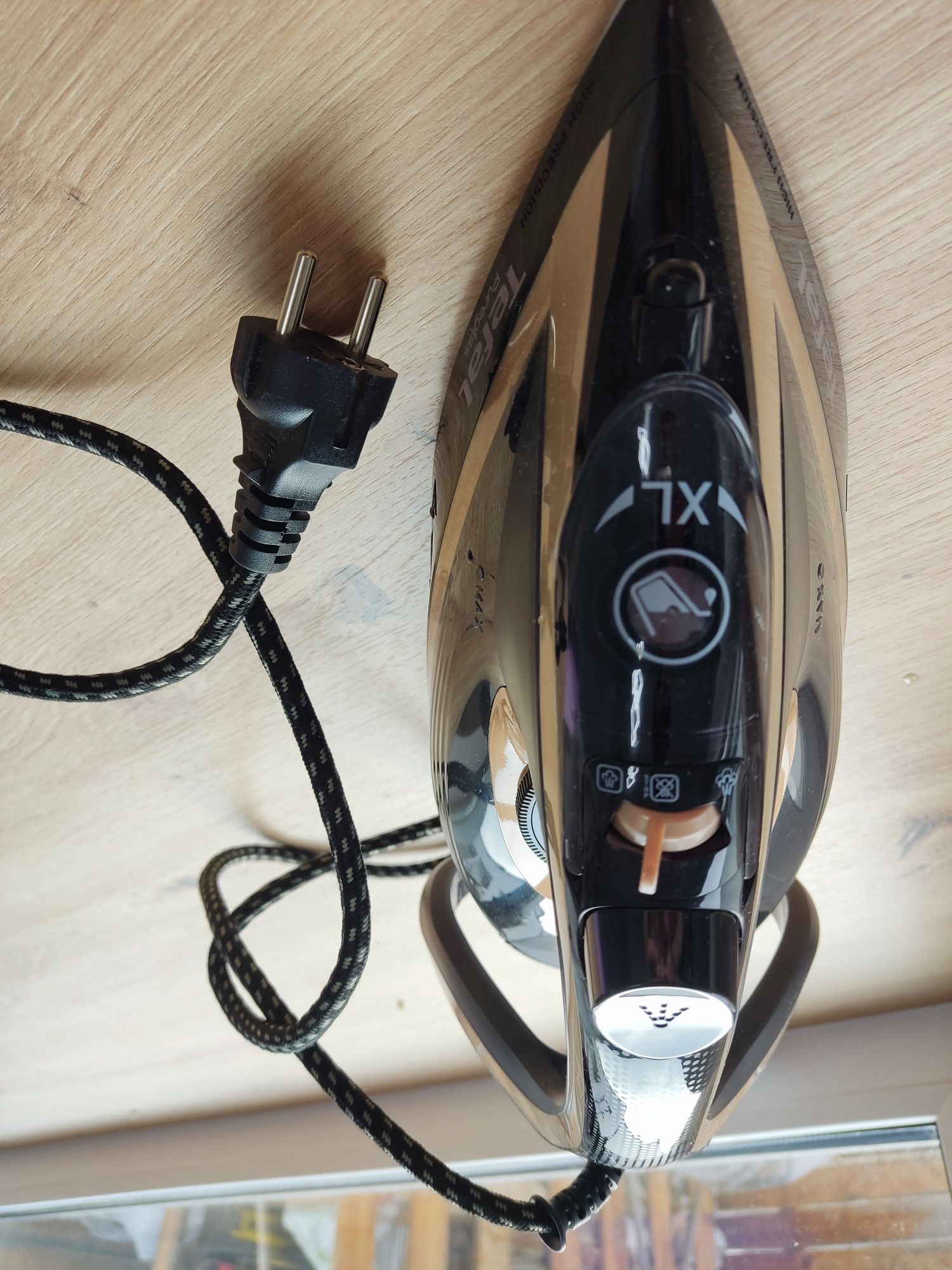 Утюг Tefal FV8064E0