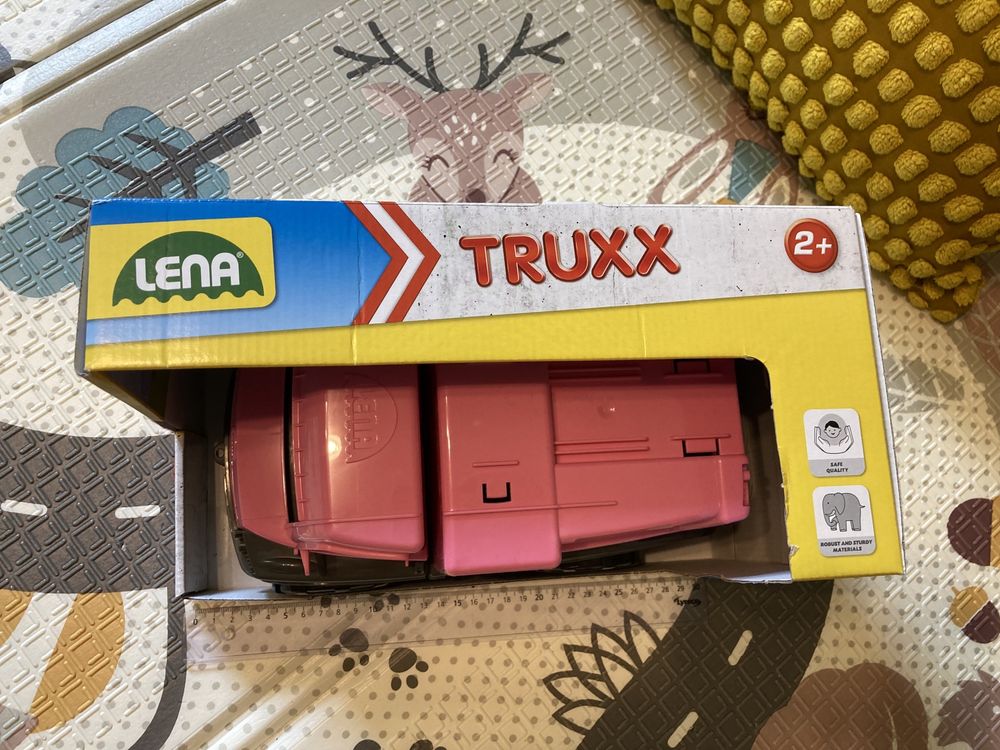 Nowa zabawka auto LENA TRUXX transport koni dzien dziecka