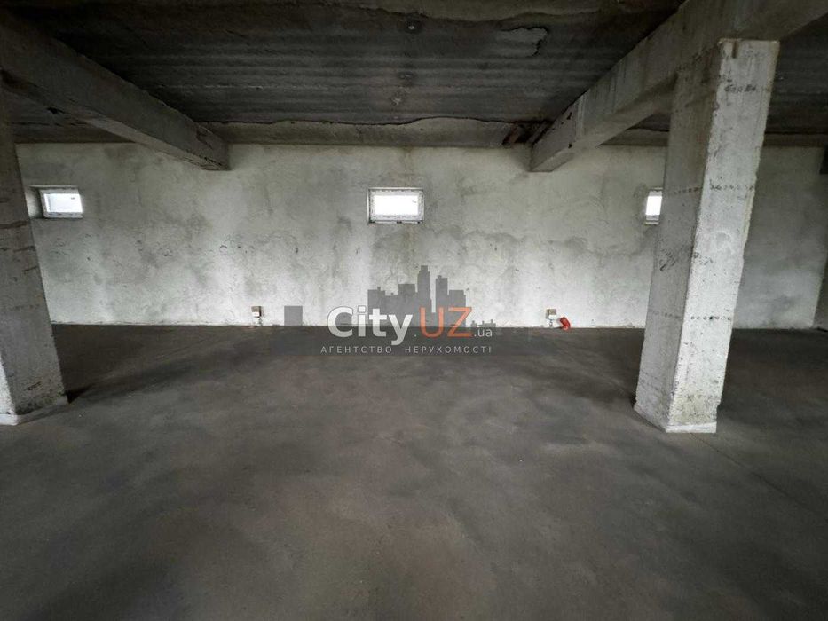 Продається комерційне приміщення поруч із Ужгородом