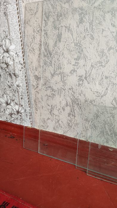 Скло меблеве оброблене