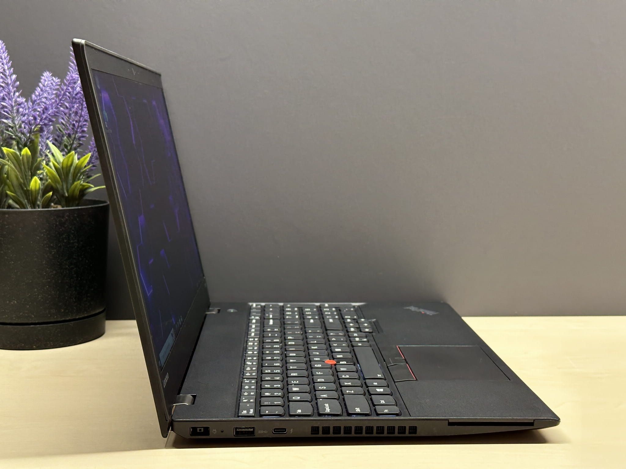 Laptop Lenovo ThinkPad T570 | i5-7300U / FHD / 16GB / 512GB / US