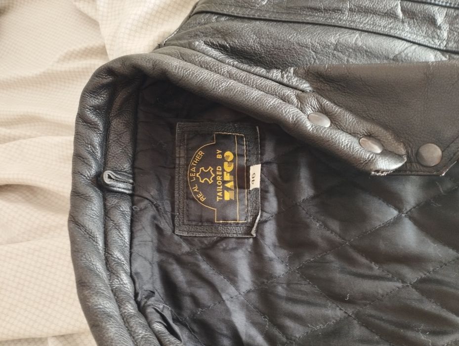 Casaco de moto em pele genuína