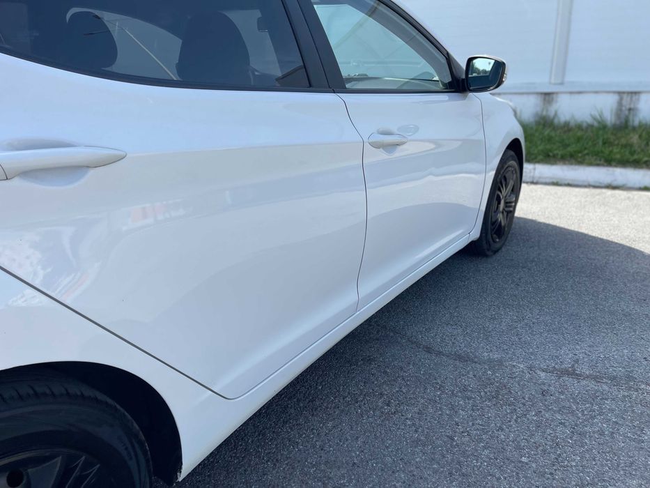 Hyundai Elantra 2011