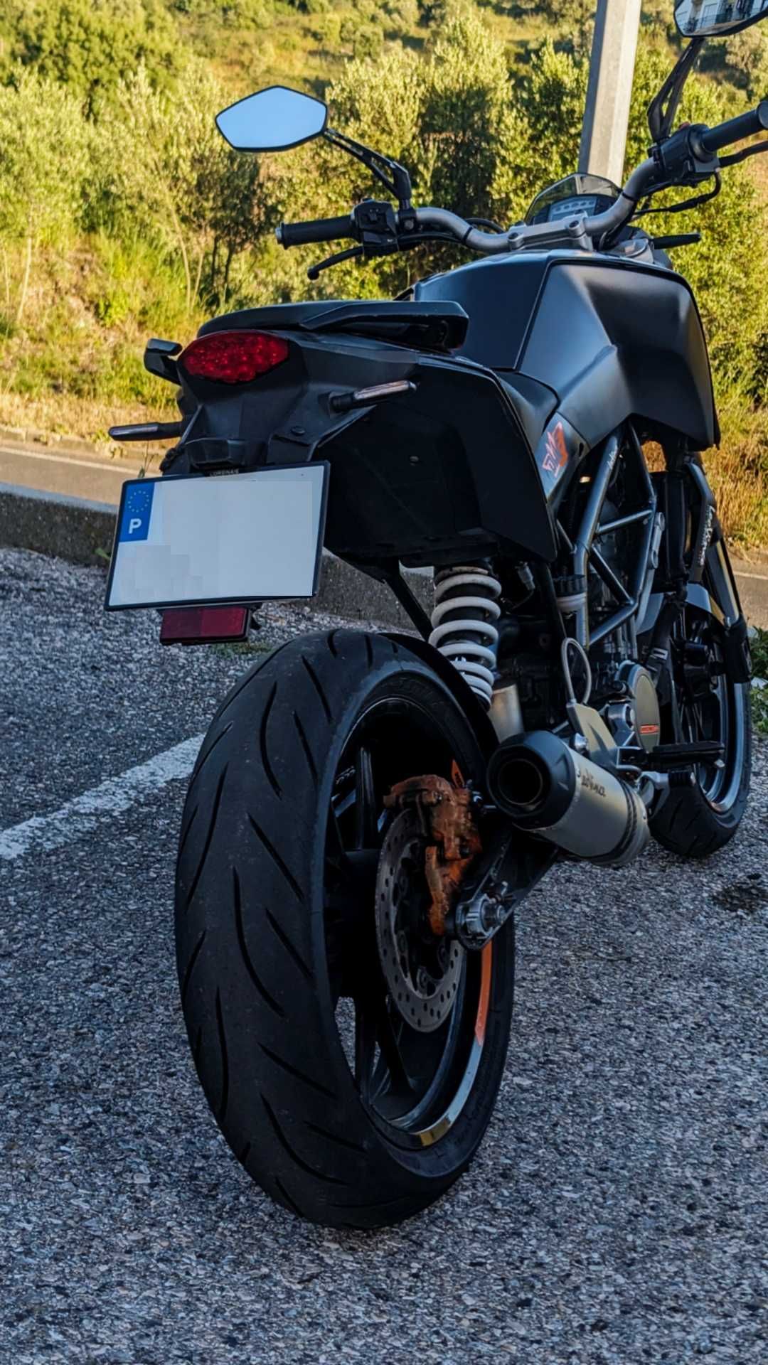 Mota KTM Duke 125