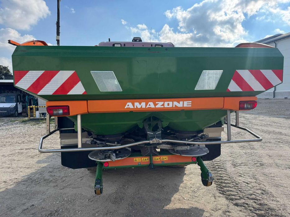 Rozsiewacz AMAZONE ZA-TS 3200 Profis Tronic