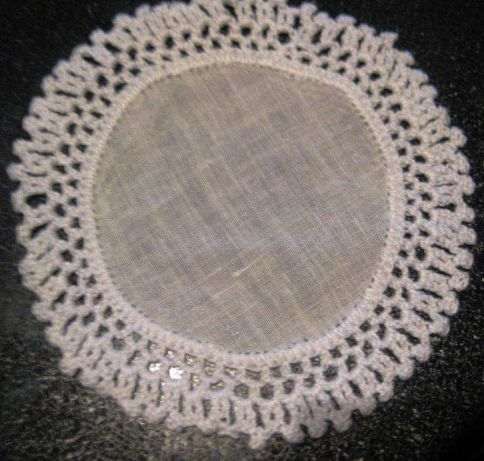 Diversas peças de Crochet ou Bordadas